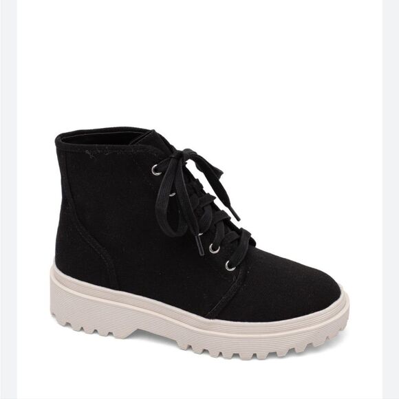 New Lisa Vicky Always Boot (Women) hiking high top black tie up lug sole bootie - Picture 1 of 4